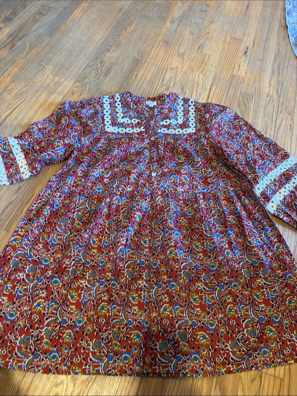 Mud Pie Red Floral Tunic with‎ White Lace Insets